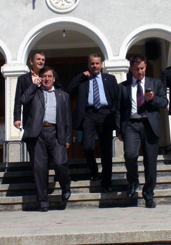 Usi inchise - vizita ministrul Igas (c) eMM.ro